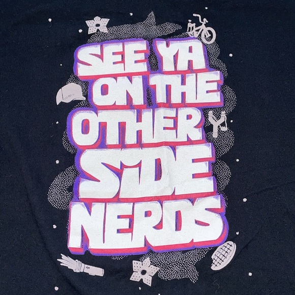 Men’s XL Stranger Things black t-shirt - Picture 2 of 5